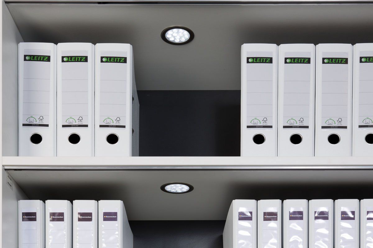 Z-Maßmöbel - Abbildung Foto  Zubehör / Detaillösungen Beispiel Regallösungen plus Beleuchtung - Zezelj GmbH