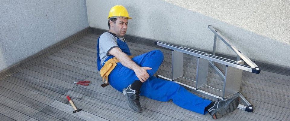 Erste Hilfe im Betrieb Erste Hilfe im Betrieb ; Erste Hilfe Training