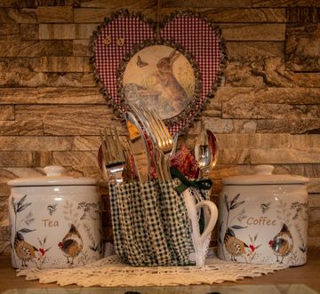 Muganisers for organised storage around your mug