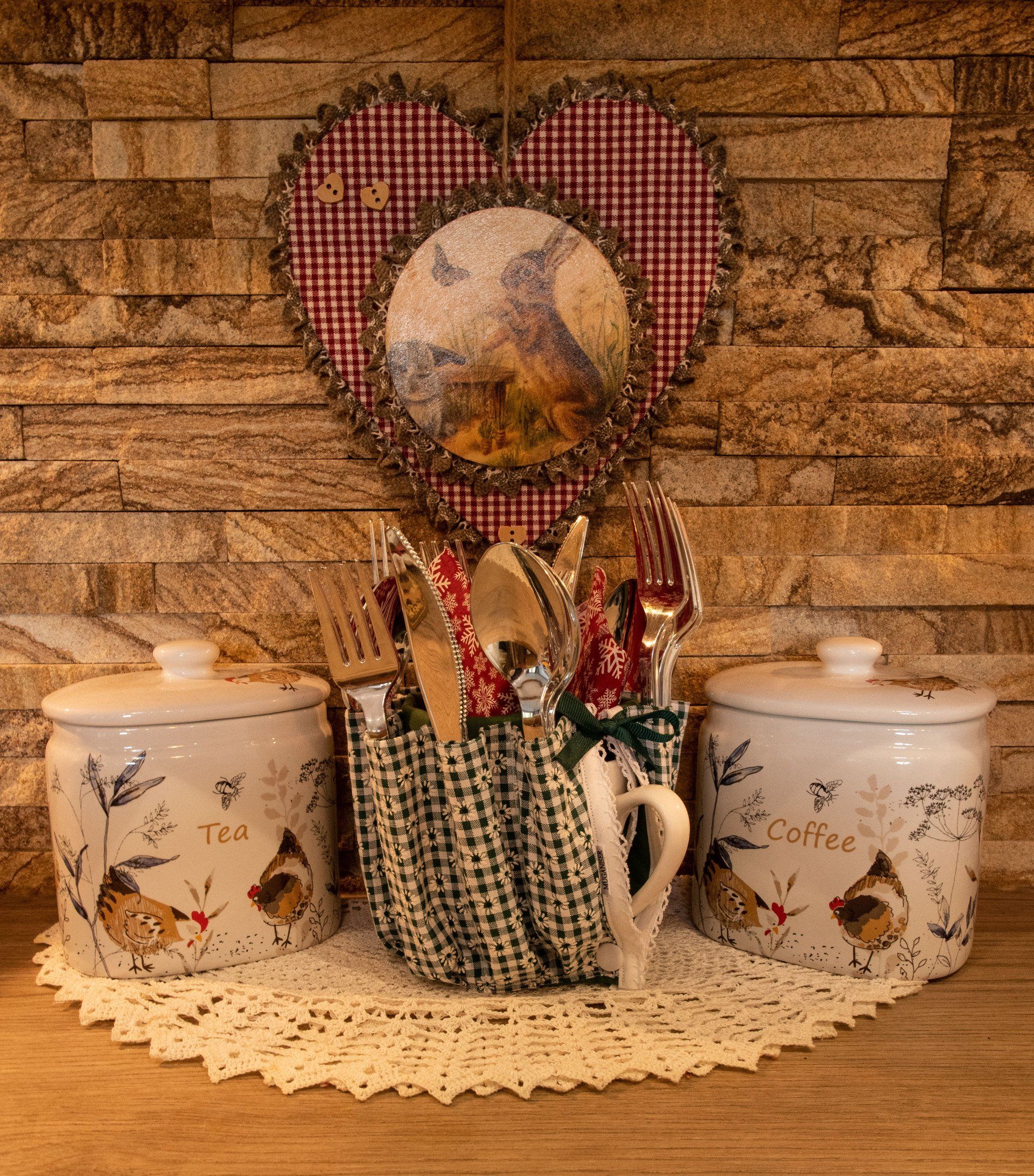 Muganisers for organised storage around your mug