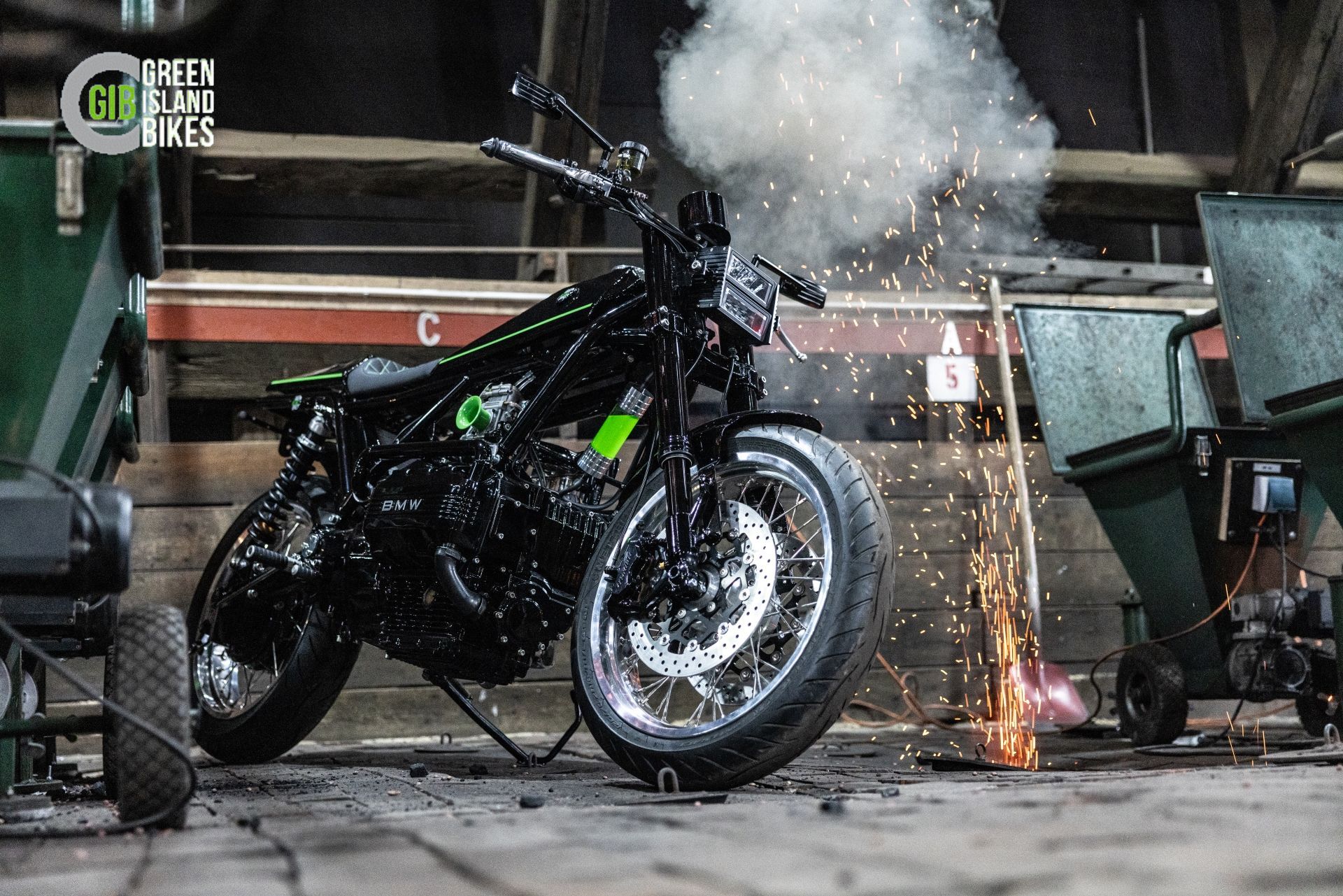 Green Island Bikes BMW K75 „The Black Brick“ Custombike K40 Sonderanfertigung
