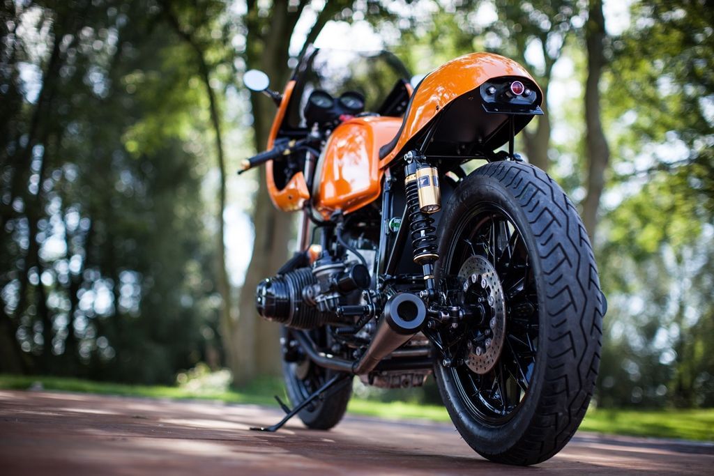 BMW Umbau einer R 100 RS von Green Island Bikes hier eine Detailaufnahme Heck des Klassikers