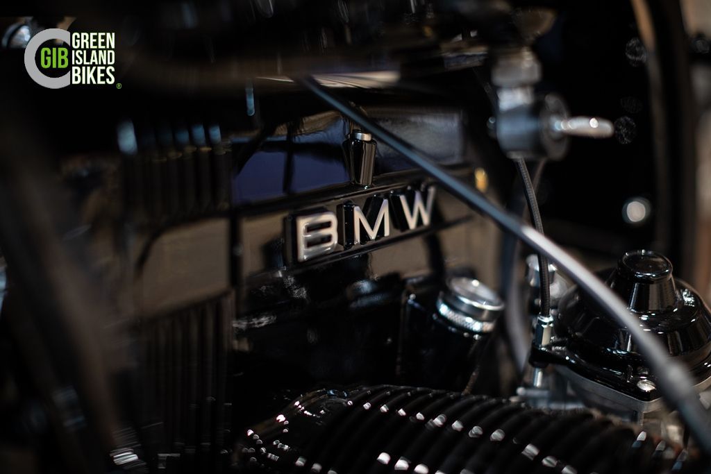 Motoransicht vom BMW UMbau R 100 R von Green Ilsand Blikes