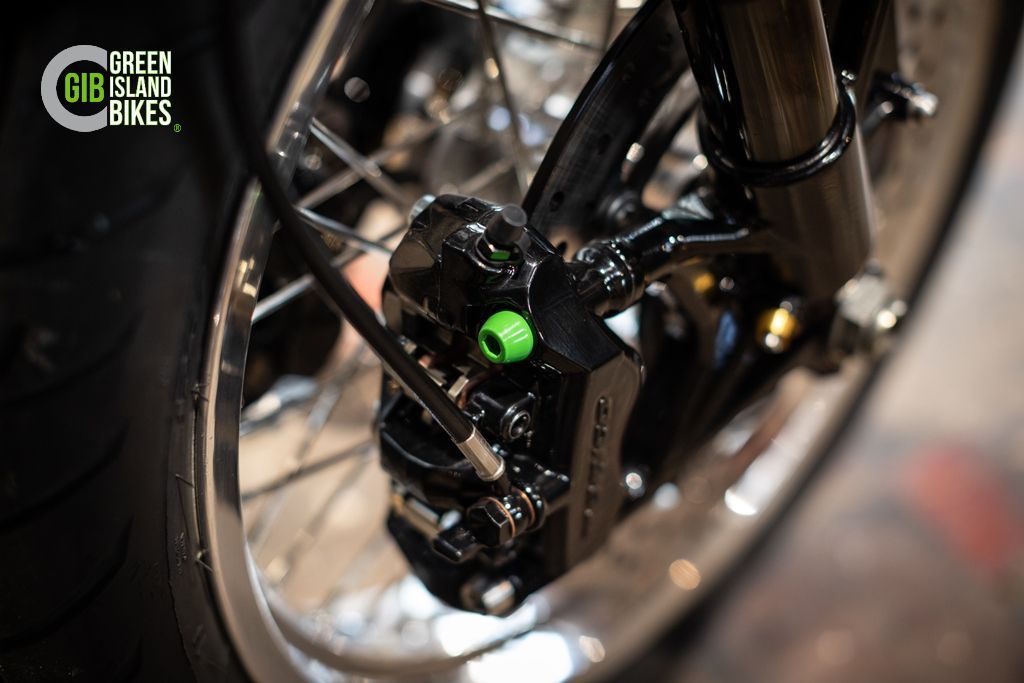 Custombike-Manufakturarbeit am BMW R Umbau