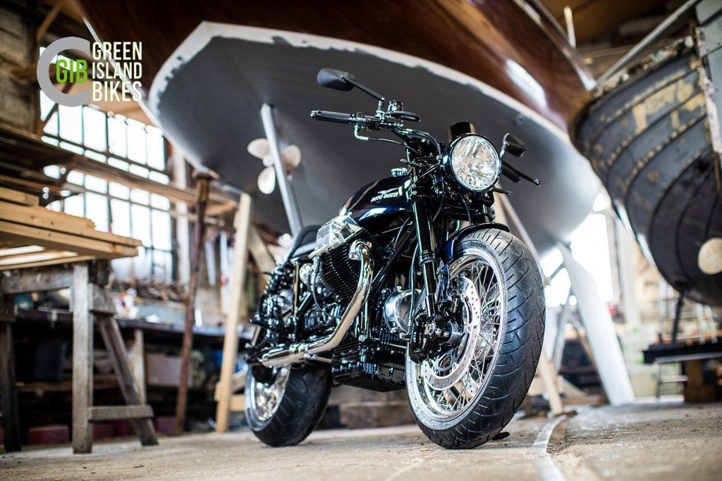 Moto Guzzi Le Mans Klassische und exklusive Motorrad Unikat von Green Island Bikes.