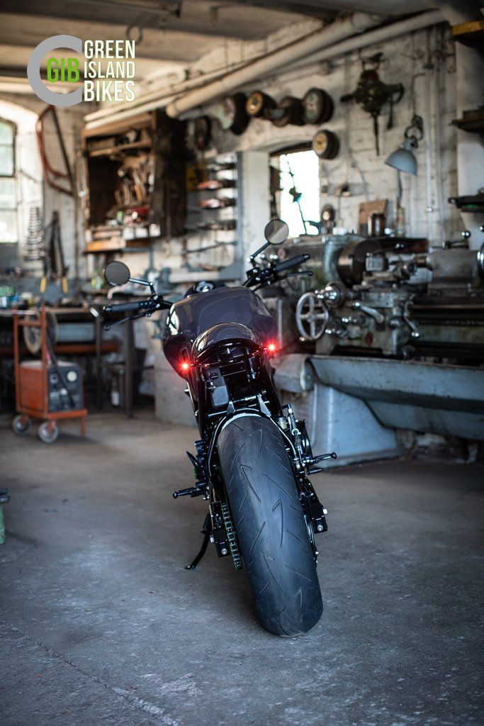 Ducati 900 Ur-Monster  Klassisches und exklusives Motorrad Unikat von Green Island Bikes