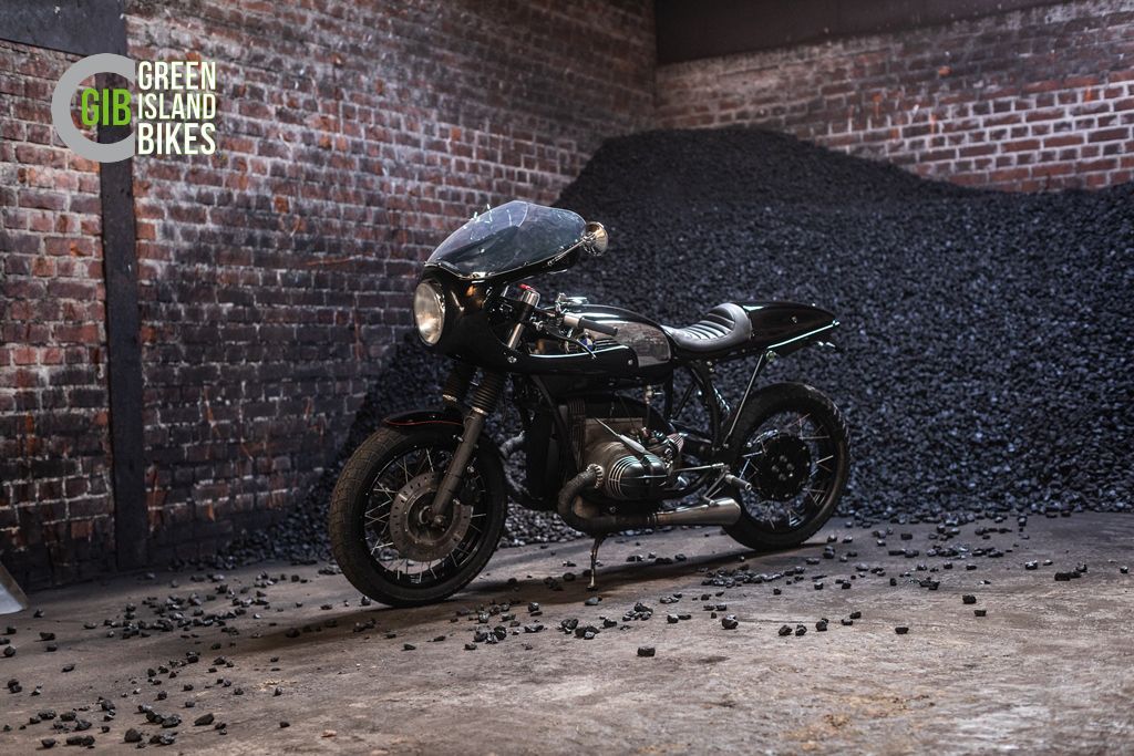 Klassischer BMW R 100 RT Custombike-Umbau mit sichtbarer Patina