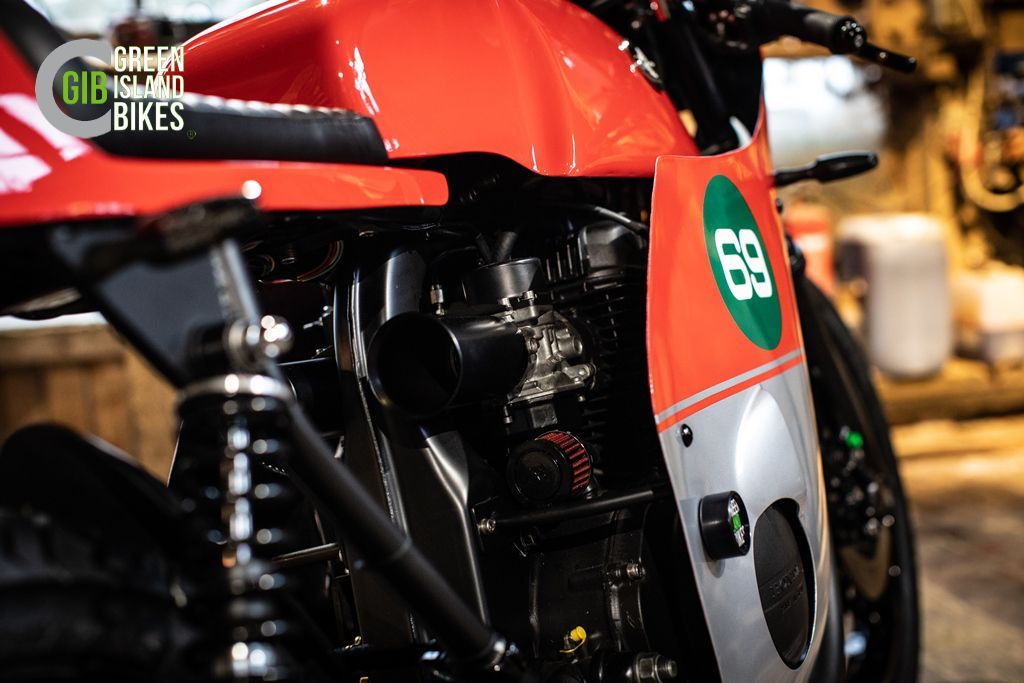 Detailaufnahme des Tanks im RC-Serie Design der 60er Jahre