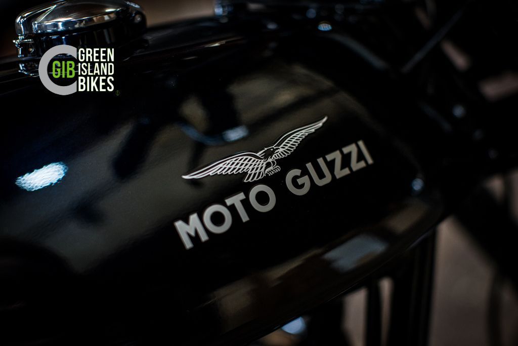 Detailaufnahme des Tanks der Moto Guzzi Le Mans 3 im GIB-Design