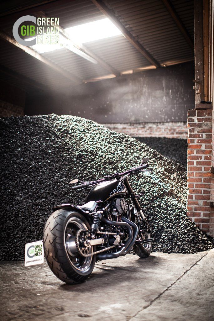Harley Sportster Klassisches und exklusives Motorrad Unikat von Green Island Bikes