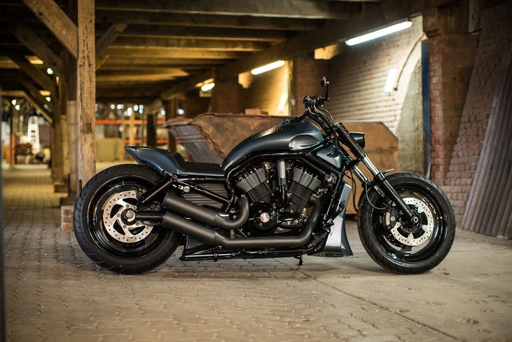 Harley V Rod Klassisches und exklusives Motorrad Unikat von Green Island Bikes