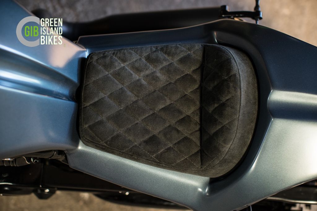 Harley V-Rod Custombike mit Luftfahrwerk im Premium-Umbau