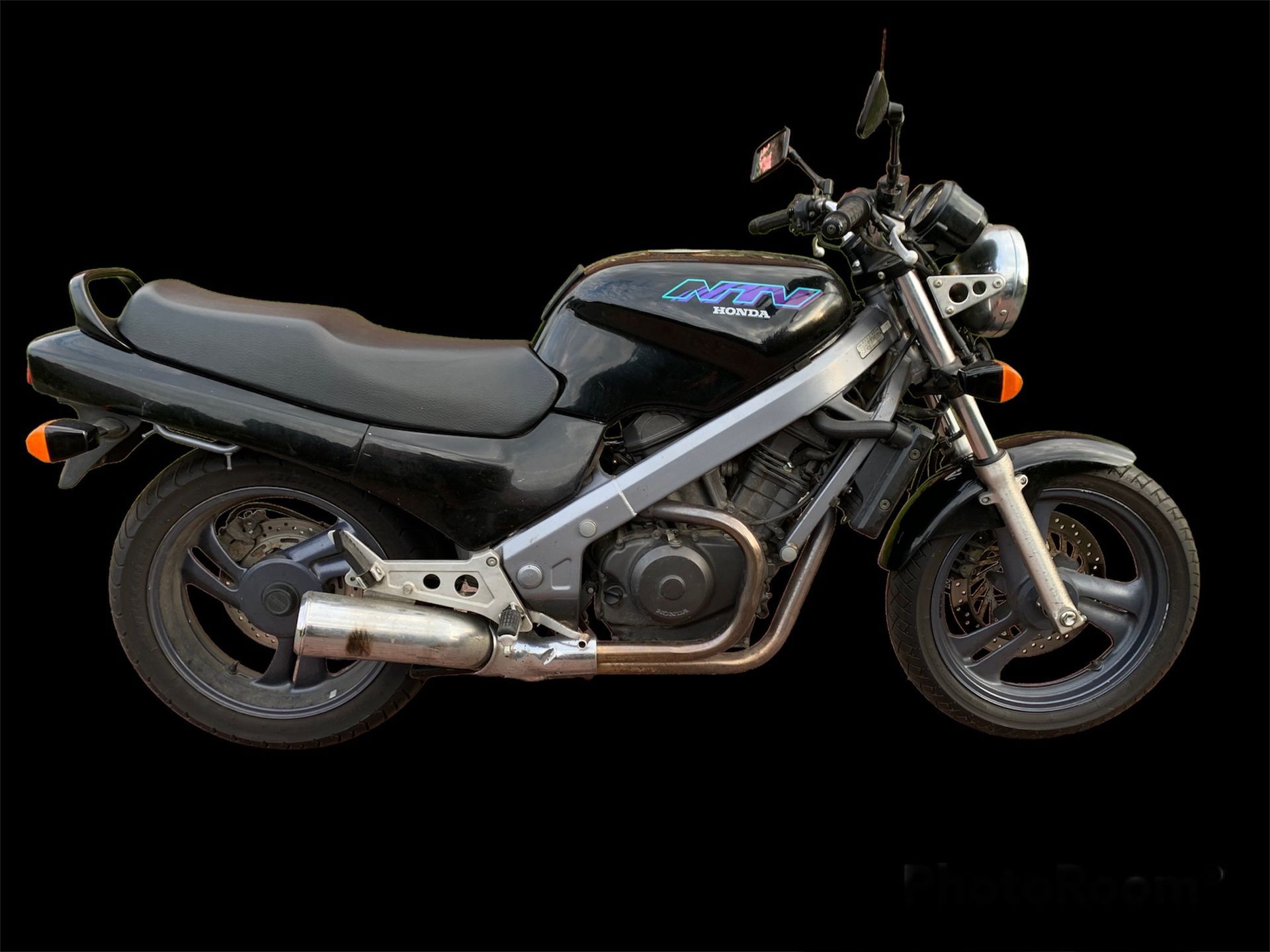 Honda NTV 650 Klassische und exklusive Motorrad Unikat von Green Island Bikes.