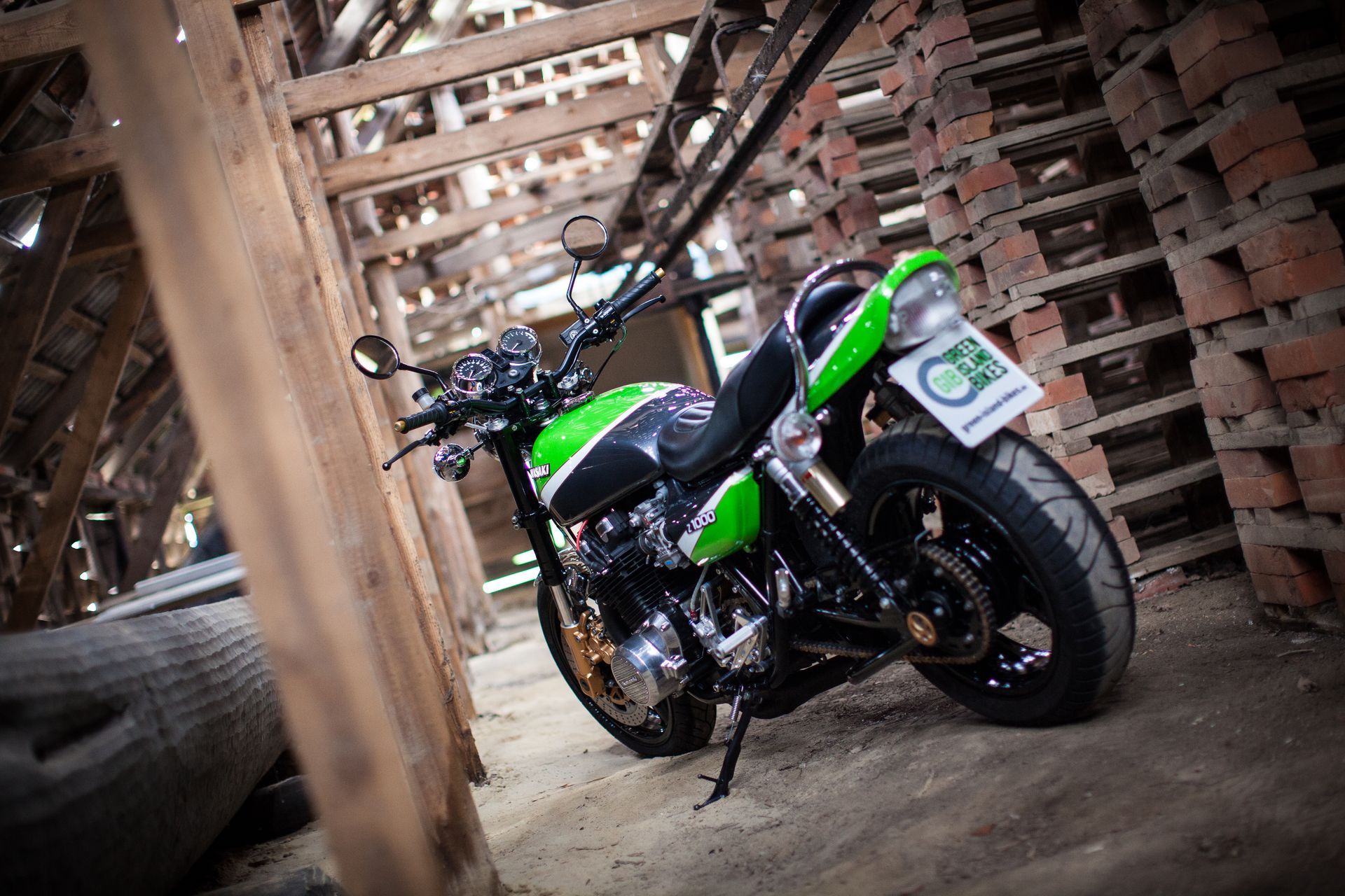 Green Island Bikes Kawasaki Rennmotorrad als Basis einer Z1000 mit Motortuining