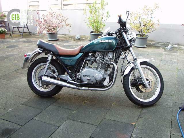 Kawasaki Z 750 B Twin Klassisches und exklusives Motorrad Unikat von Green Island Bikes. Dual Use Scrambler
