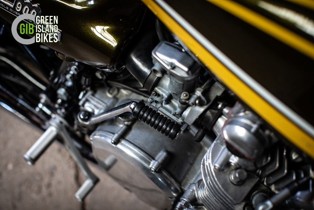 Kawasaki Z1 Klassische und exklusive Motorrad Unikat von Green Island Bikes