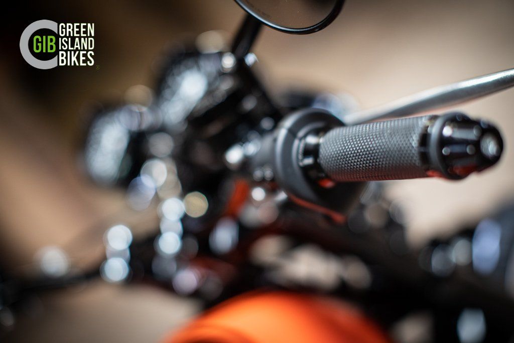 GIB Kawasaki im 73er Z1 Style. Klassisches und exklusives Motorrad Unikat von Green Island Bikes