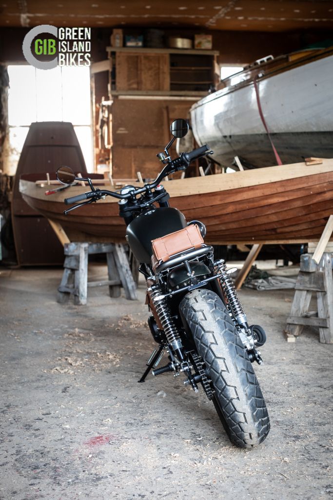 Kawasaki Z 750 B Twin Klassisches und exklusives Motorrad Unikat von Green Island Bikes. Dual Use Scrambler