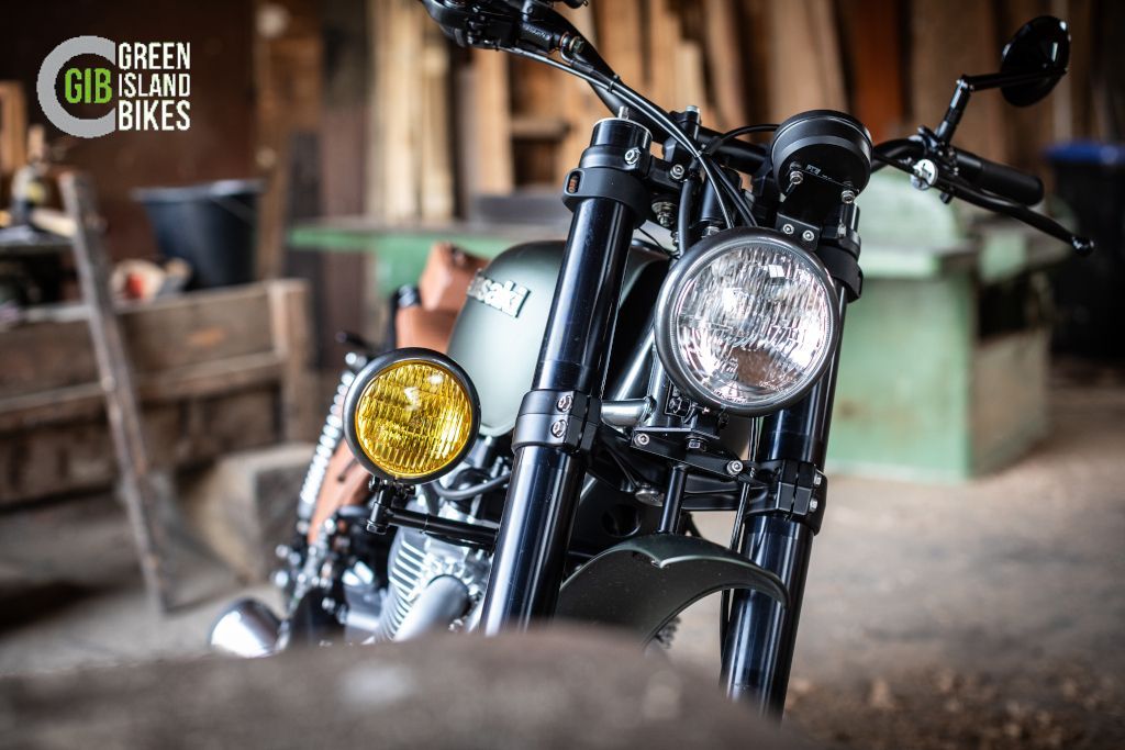 Kawasaki Z 750 B Twin Klassisches und exklusives Motorrad Unikat von Green Island Bikes. Dual Use Scrambler