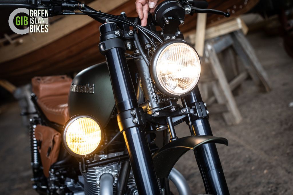Kawasaki Z 750 B Twin Klassisches und exklusives Motorrad Unikat von Green Island Bikes. Dual Use Scrambler