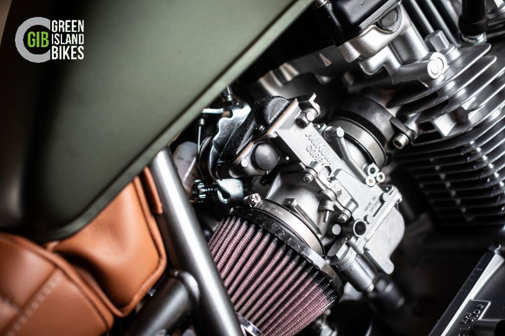 Kawasaki Z 750 B Twin Klassisches und exklusives Motorrad Unikat von Green Island Bikes. Dual Use Scrambler