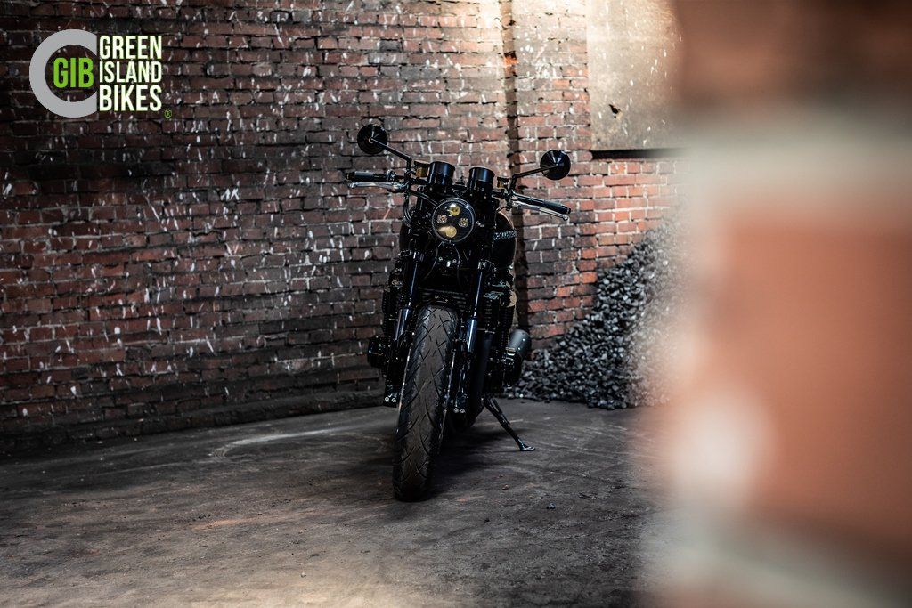 Kawasaki 1100er Zephyr Klassische und exklusive Motorrad Unikat von Green Island Bikes