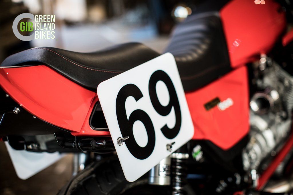 Moto Guzzi Le Mans  Klassische und exklusive Motorrad Unikat von Green Island Bikes. Dr.John Wittner.