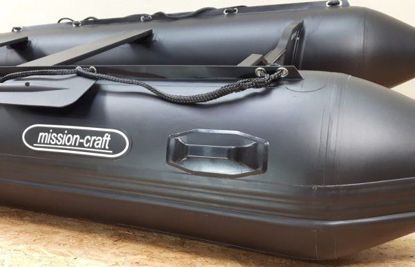 Unser Angelboot Drake jetzt als Black Edition Drake Sondermodell Black Edition