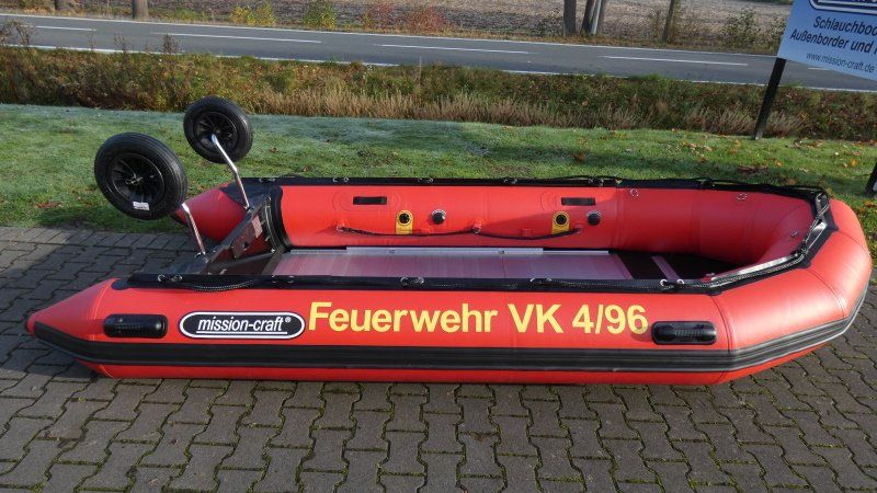 Feuerwehr Völklingen mit Zubehör Rettungsboot Master 430