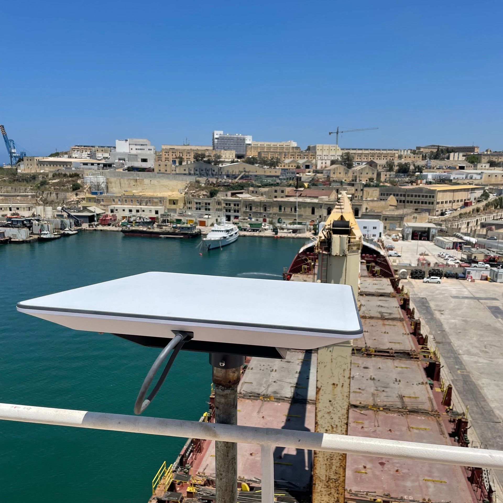 Starlink HP onboard ship Stalink installed on a commercial ship