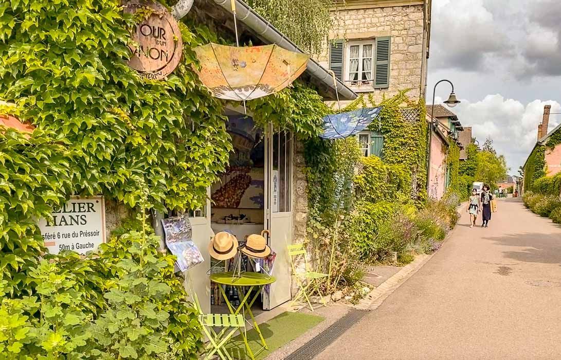 Photo-Village-de-Giverny