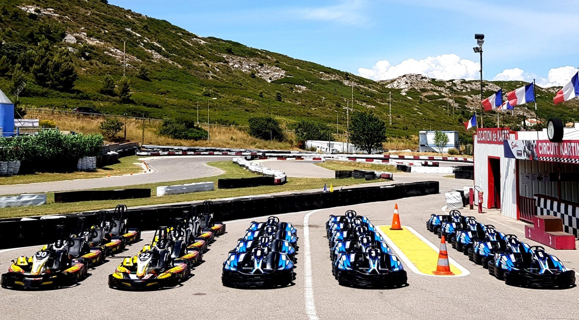 Réservé au 06.71.10.42.74