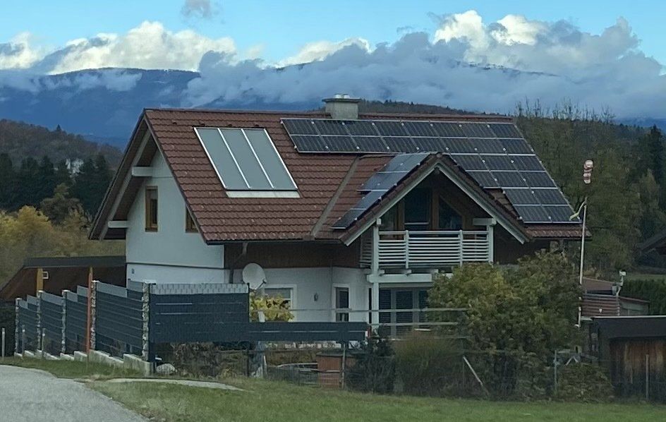 7,5 KWP Photovoltaik +10KW Speicher in Villach Förderung € 9.840,00 7,5 KWP Photovoltaik +10KW Speicher in Villach Förderung € 9.840,00