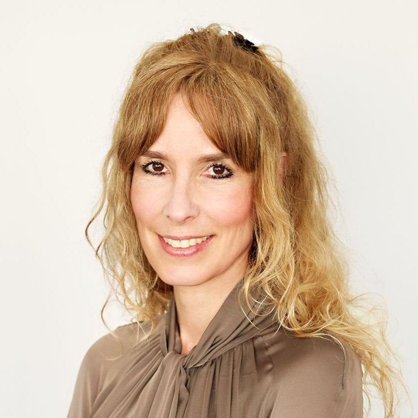 Dr. med. Peggy John | Fachärztin für Hals-Nasen-Ohren-Heilkunde und Plastische Operationen Profilbild von Frau Dr. med. Peggy John