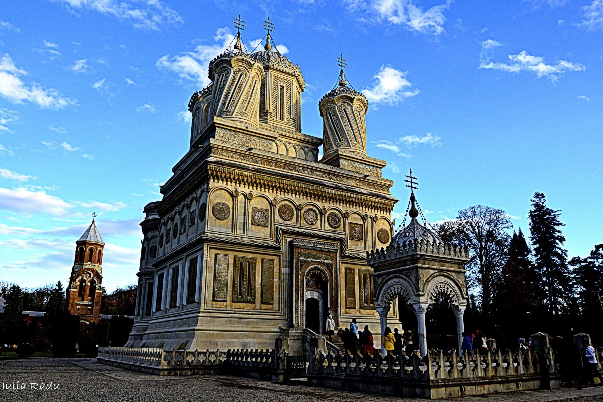 blog voyage roumanie reine marie necropole curtea arges