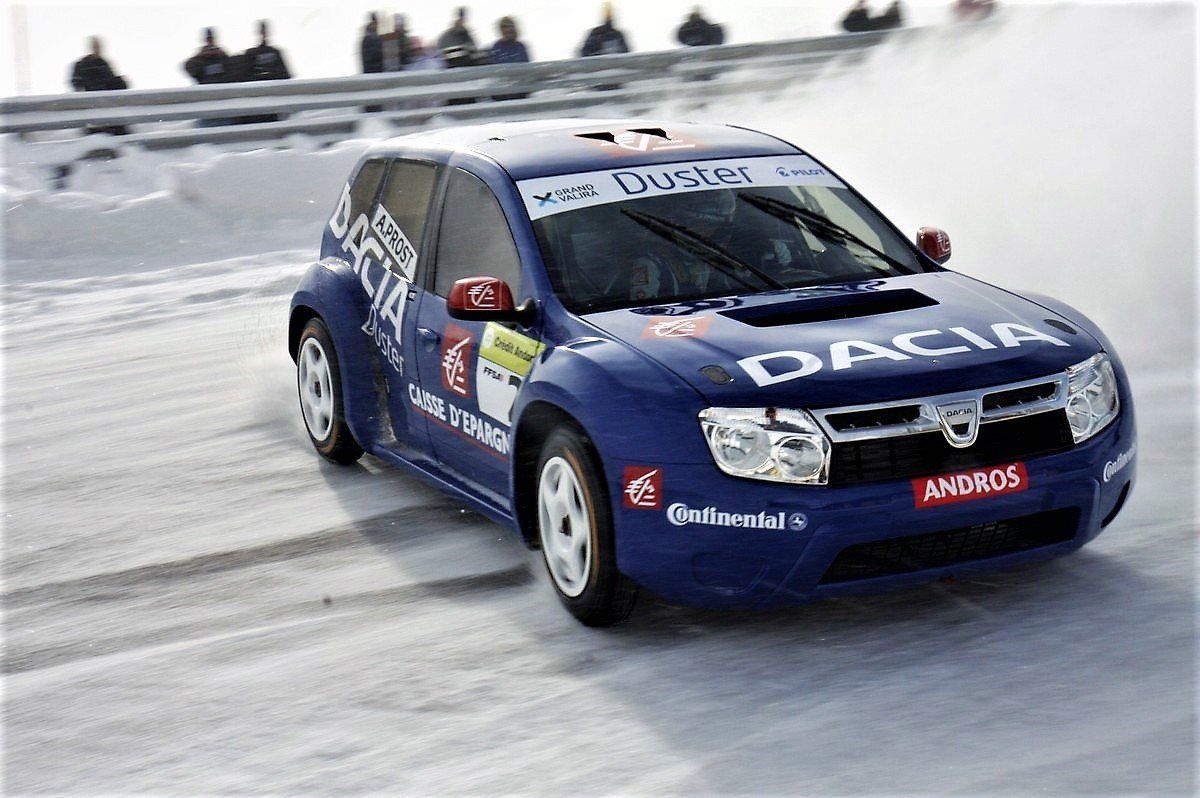 blog agence tourime roumanie voiture dacia