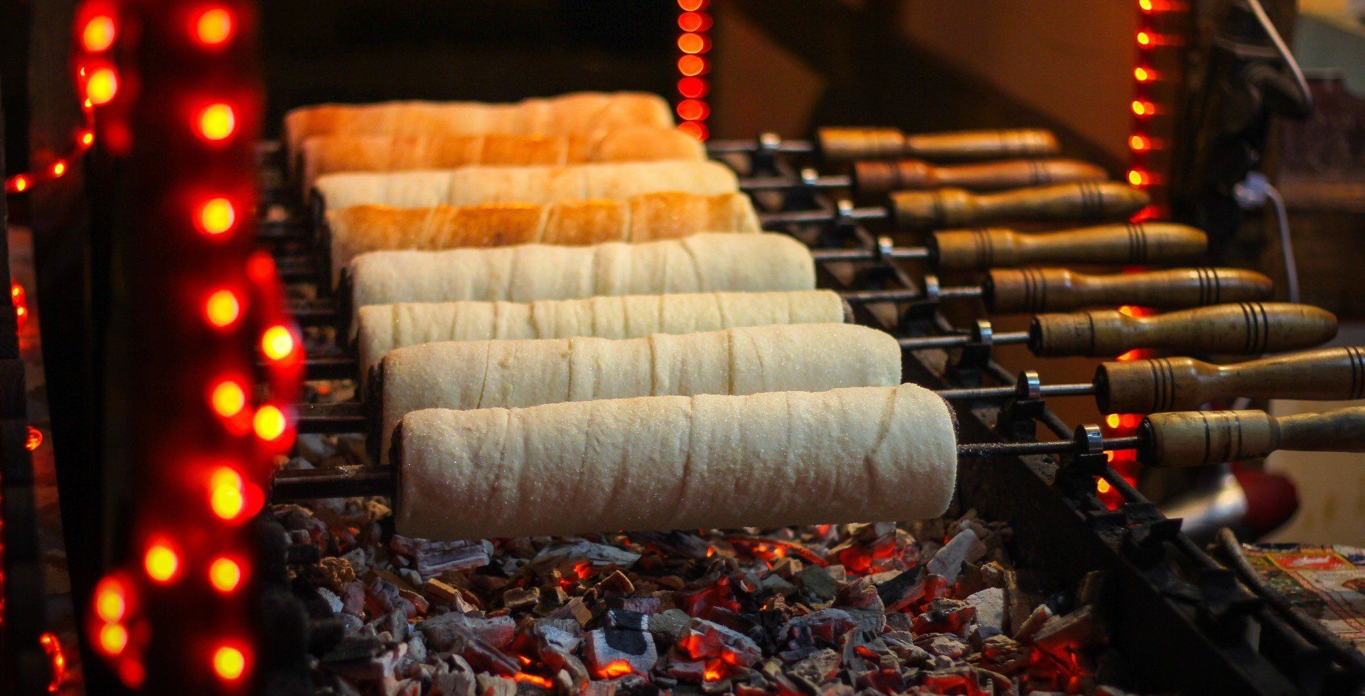 agence tourisme roumanie nourriture traditionnelle transylvanie kurtoskalacs