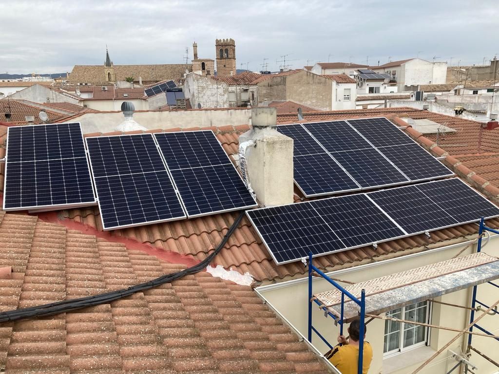 instalación placas solares Andújar Jaén mejor precio