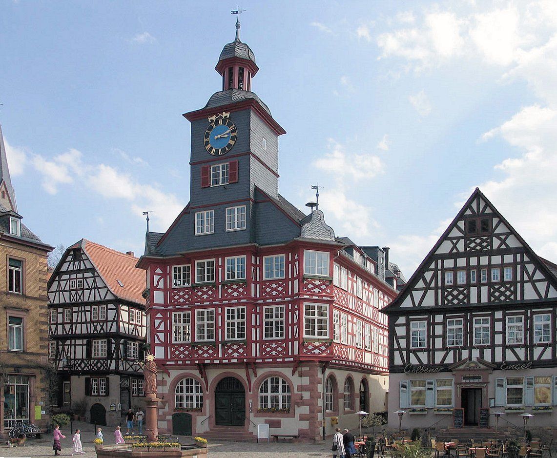 Foto Rathaus und Marktplatz Heppenheim