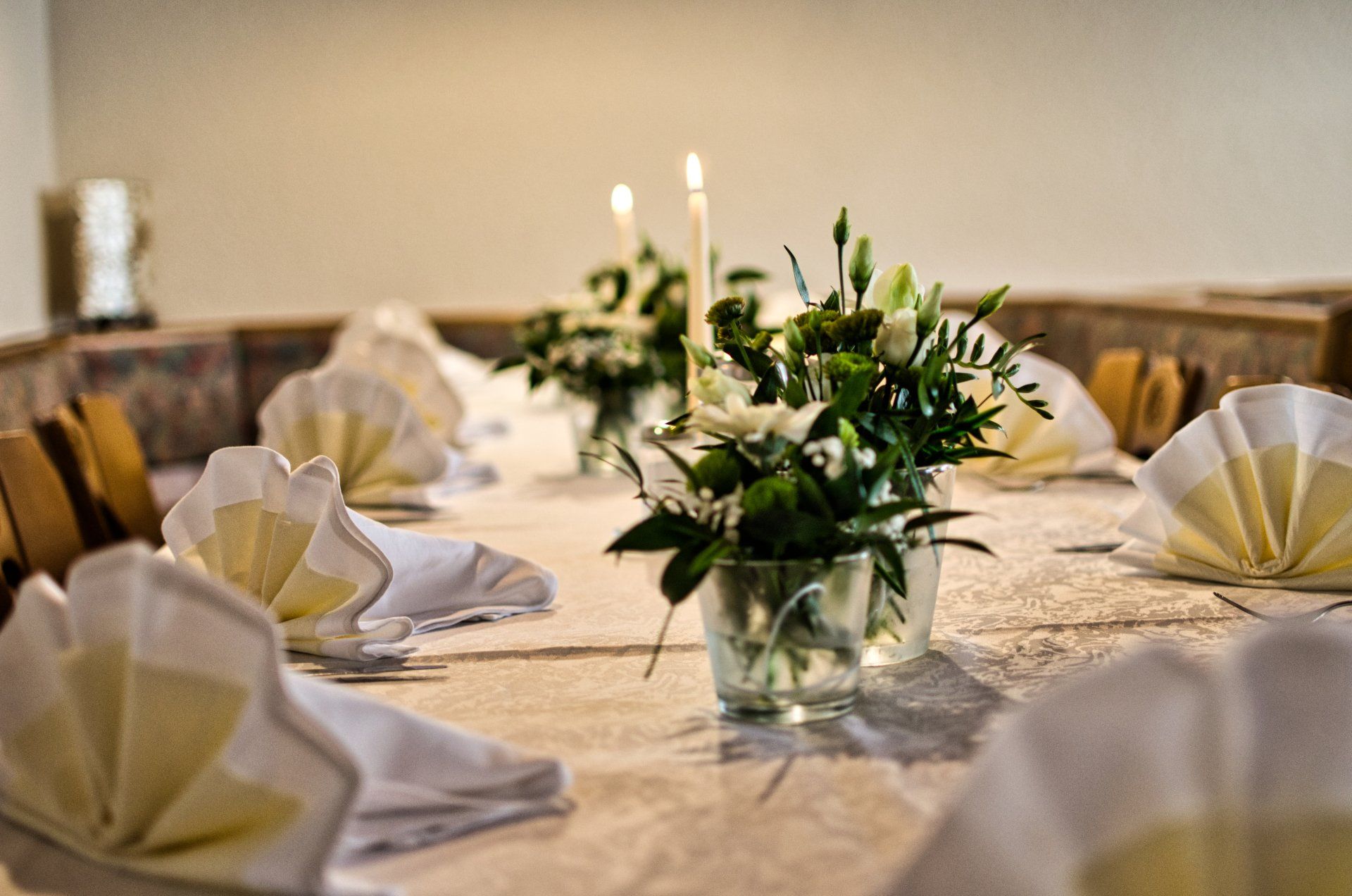 Elegante Tischdekoration Hochzeit Gasthof Altmann Eschlkam