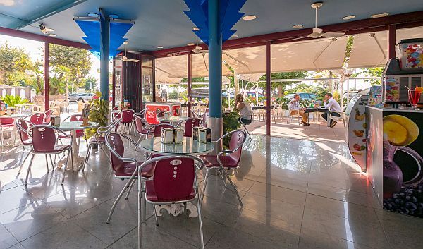 Hotel CheckIn Garbi in Calella bei PP Busreisen