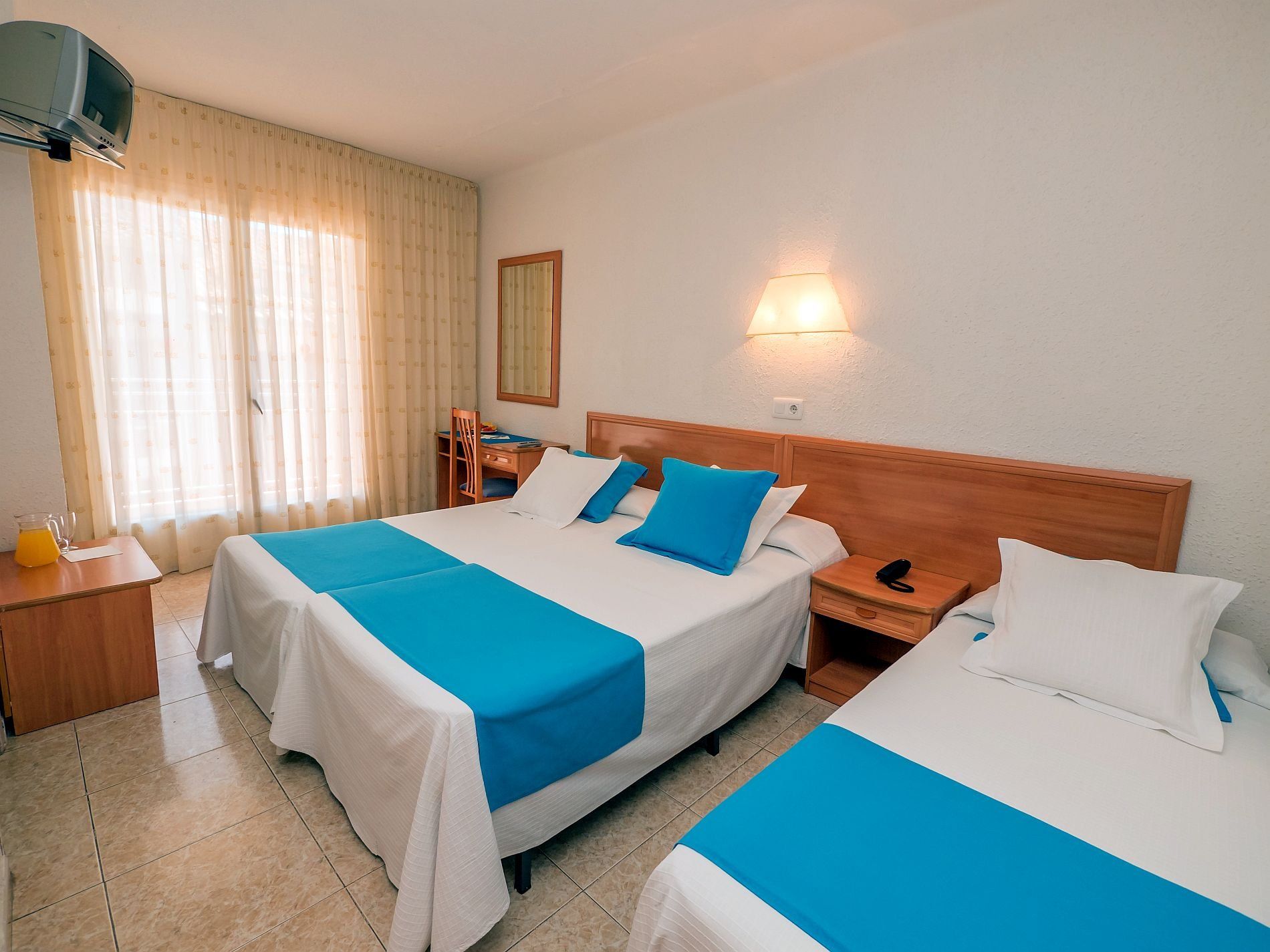 Hotel Checkin Pineda in Pineda de Mar günstig buchen bei PP Busreisen