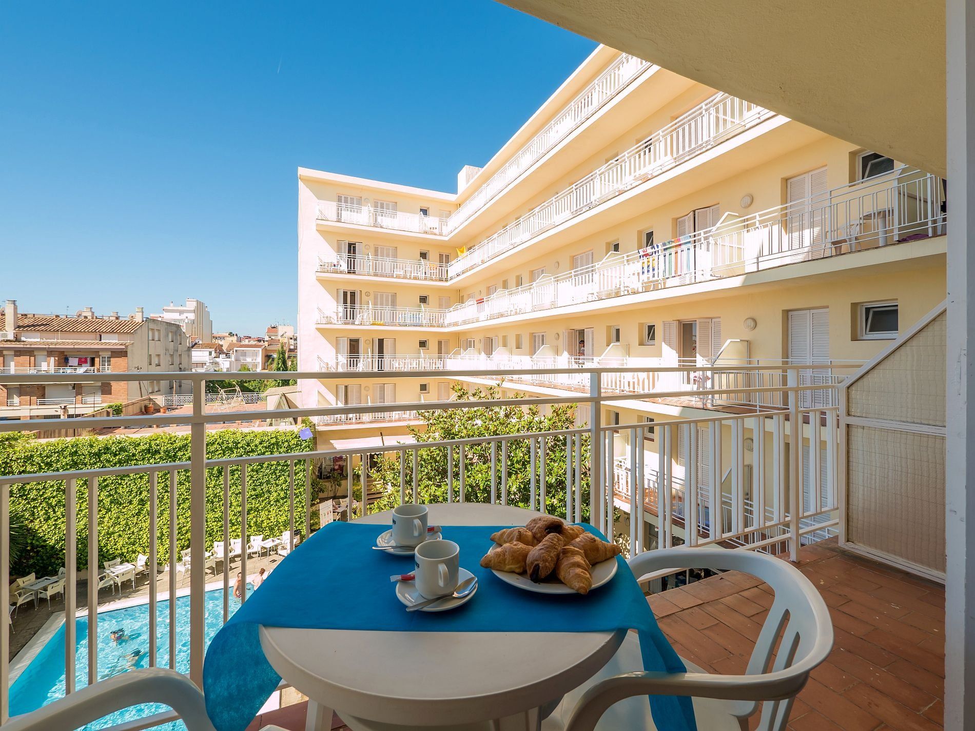 Hotel Checkin Pineda in Pineda de Mar günstig buchen bei PP Busreisen