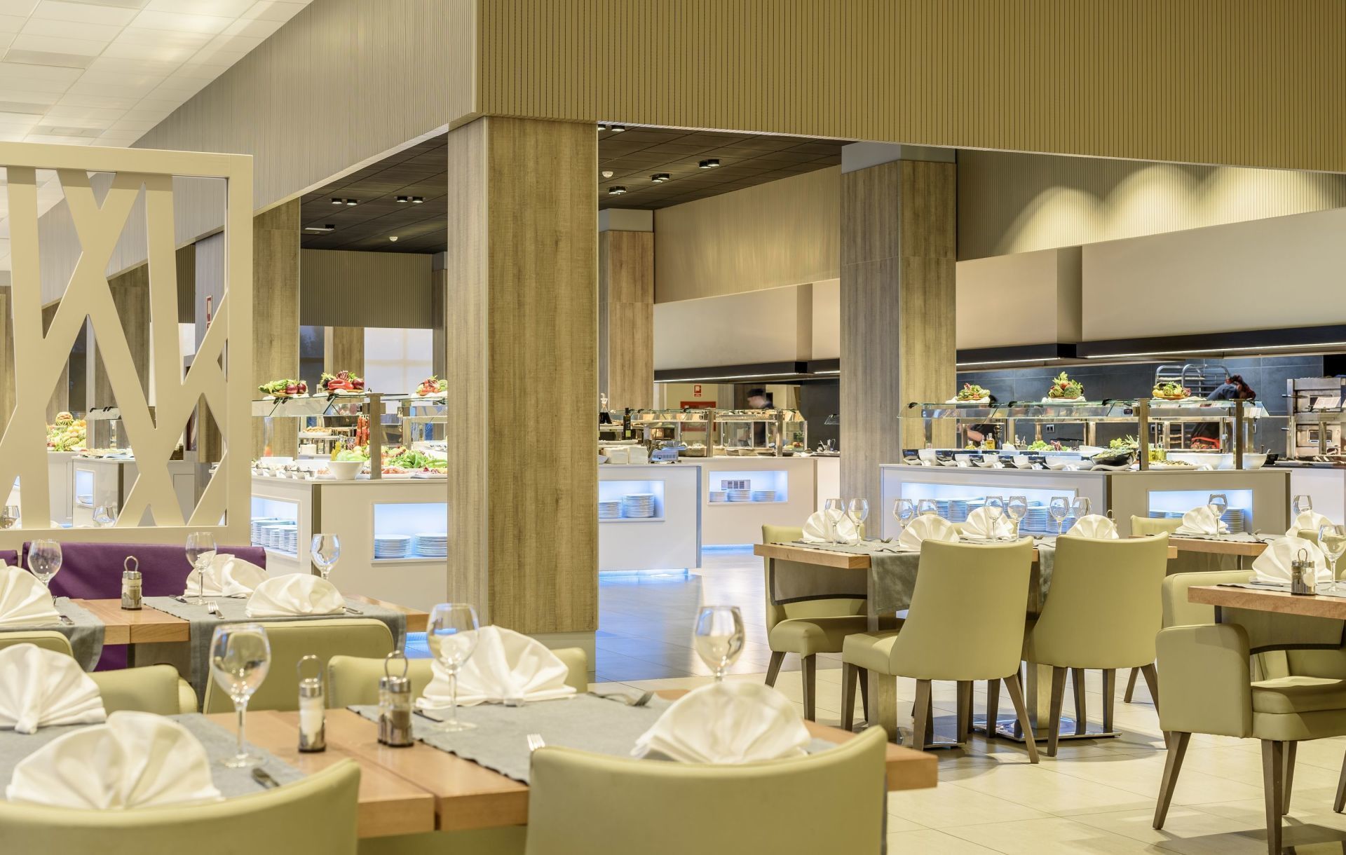 Hotel Estival Park in Salou bzw. La Pineda günstig buchen bei PP Busreisen