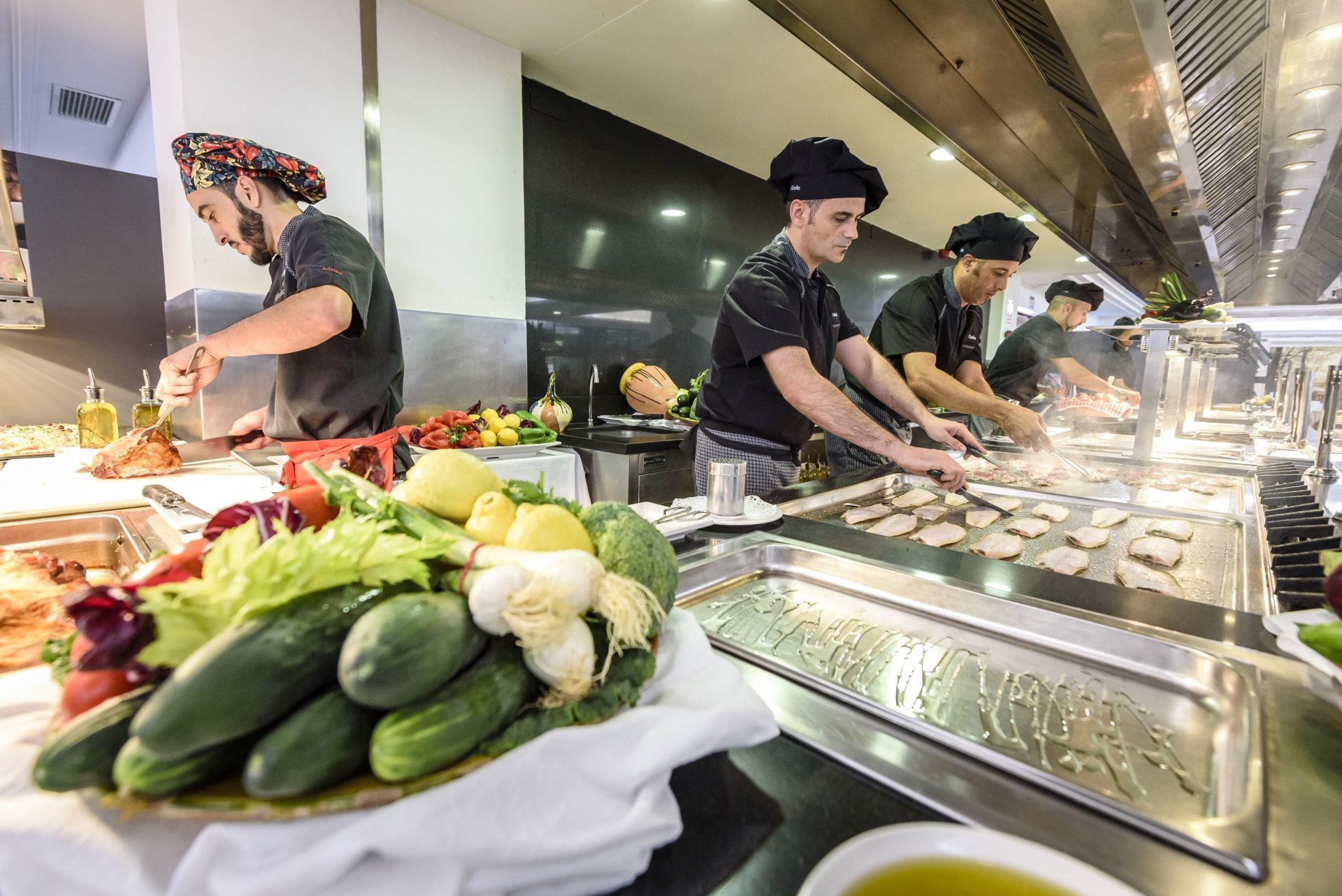 Hotel Estival Park in Salou bzw. La Pineda günstig buchen bei PP Busreisen