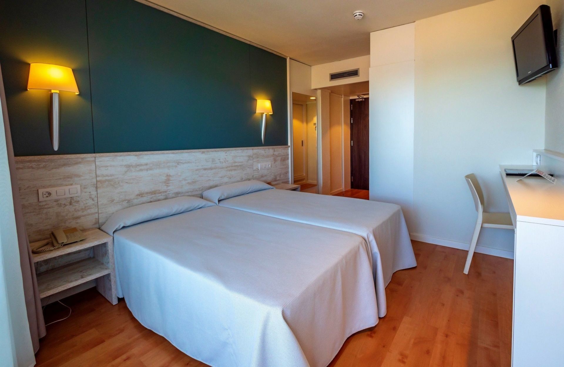 Hotel Golden Donaire Beach in La Pineda bzw. Salou günstig buchen bei PP Busreisen