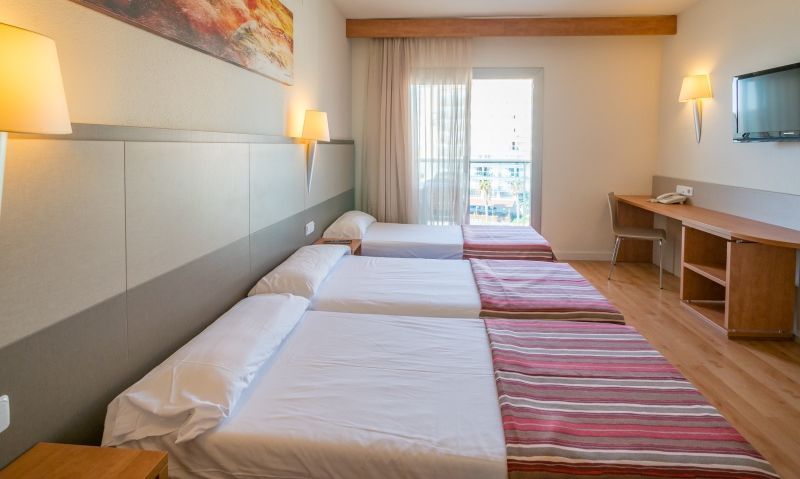 Hotel Golden Taurus Park in Pineda de Mar günstig buchen bei PP Busreisen in Rottweil