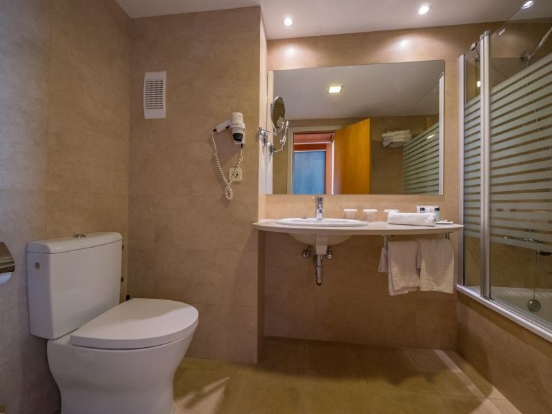 Hotel Golden Taurus Park in Pineda de Mar günstig buchen bei PP Busreisen in Rottweil