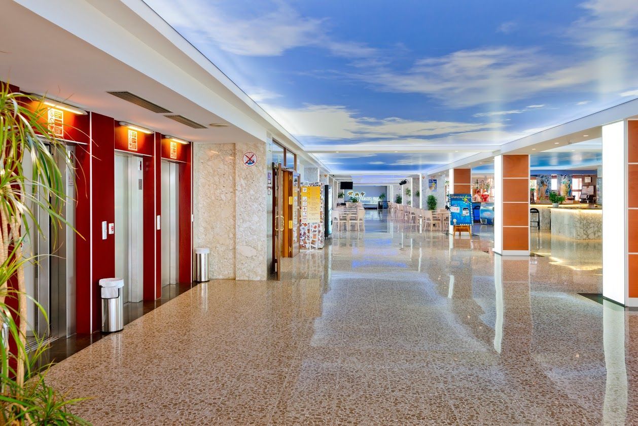 Hotel Oasis Park in Lloret de Mar bei PP Busreisen