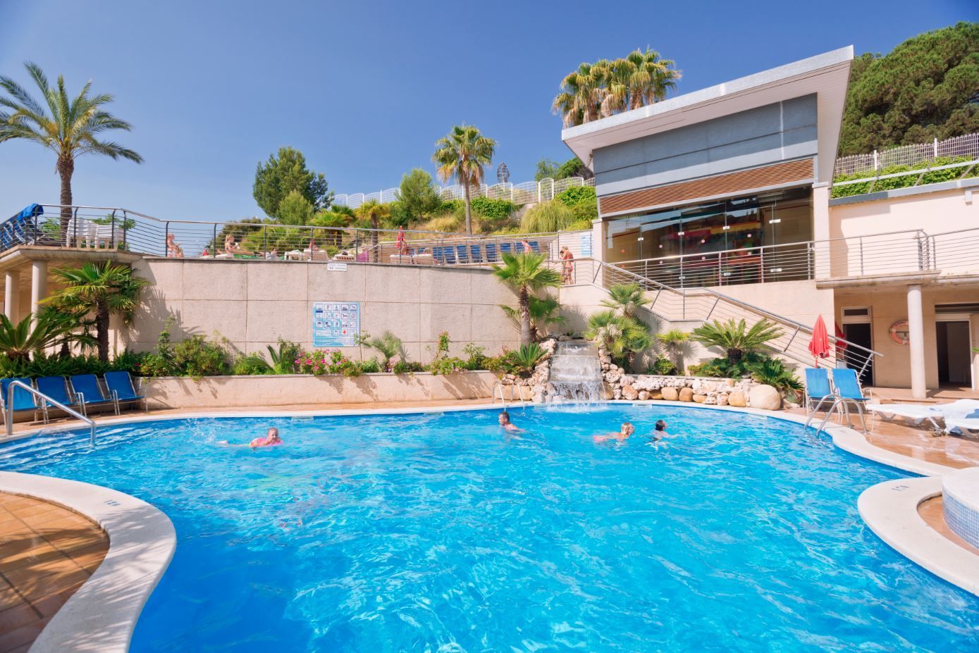 Hotel Oasis Park Splash in Calella günstig buchen bei PP Busreisen